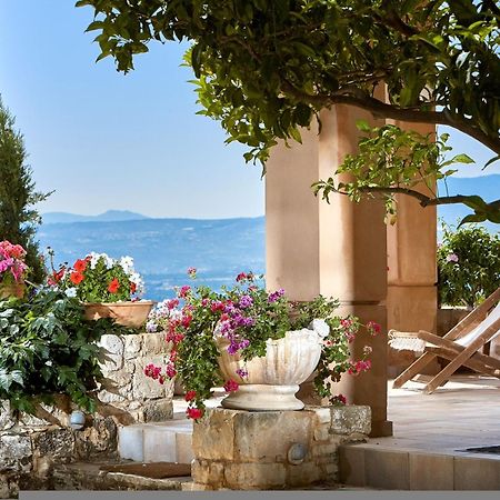 Villa Vollard With Amazing View Pool Iraklion Buitenkant foto