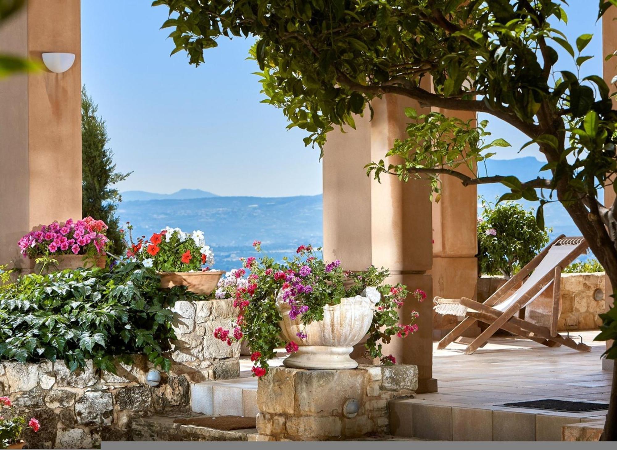 Villa Vollard With Amazing View Pool Iraklion Buitenkant foto