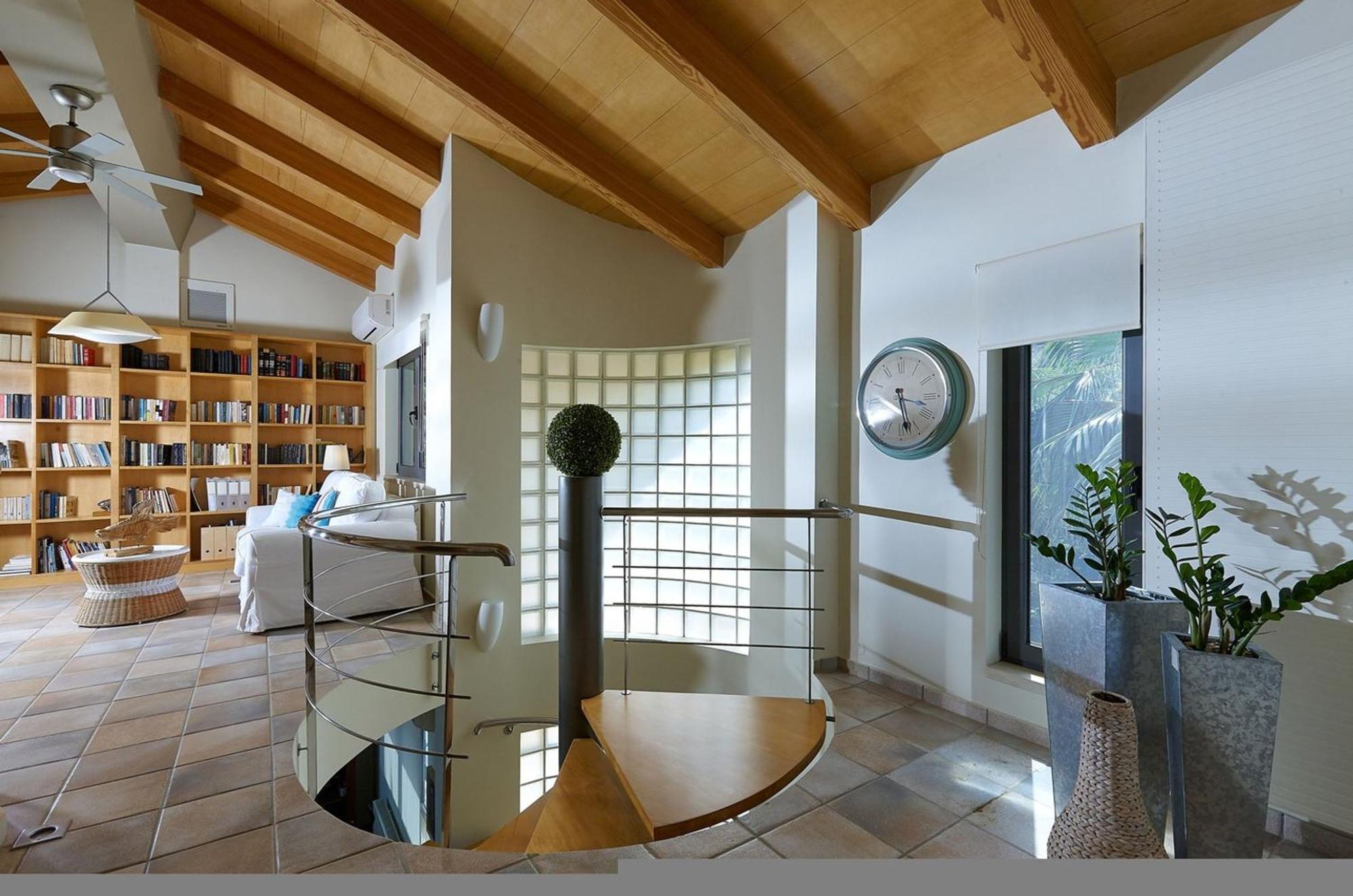 Villa Vollard With Amazing View Pool Iraklion Buitenkant foto
