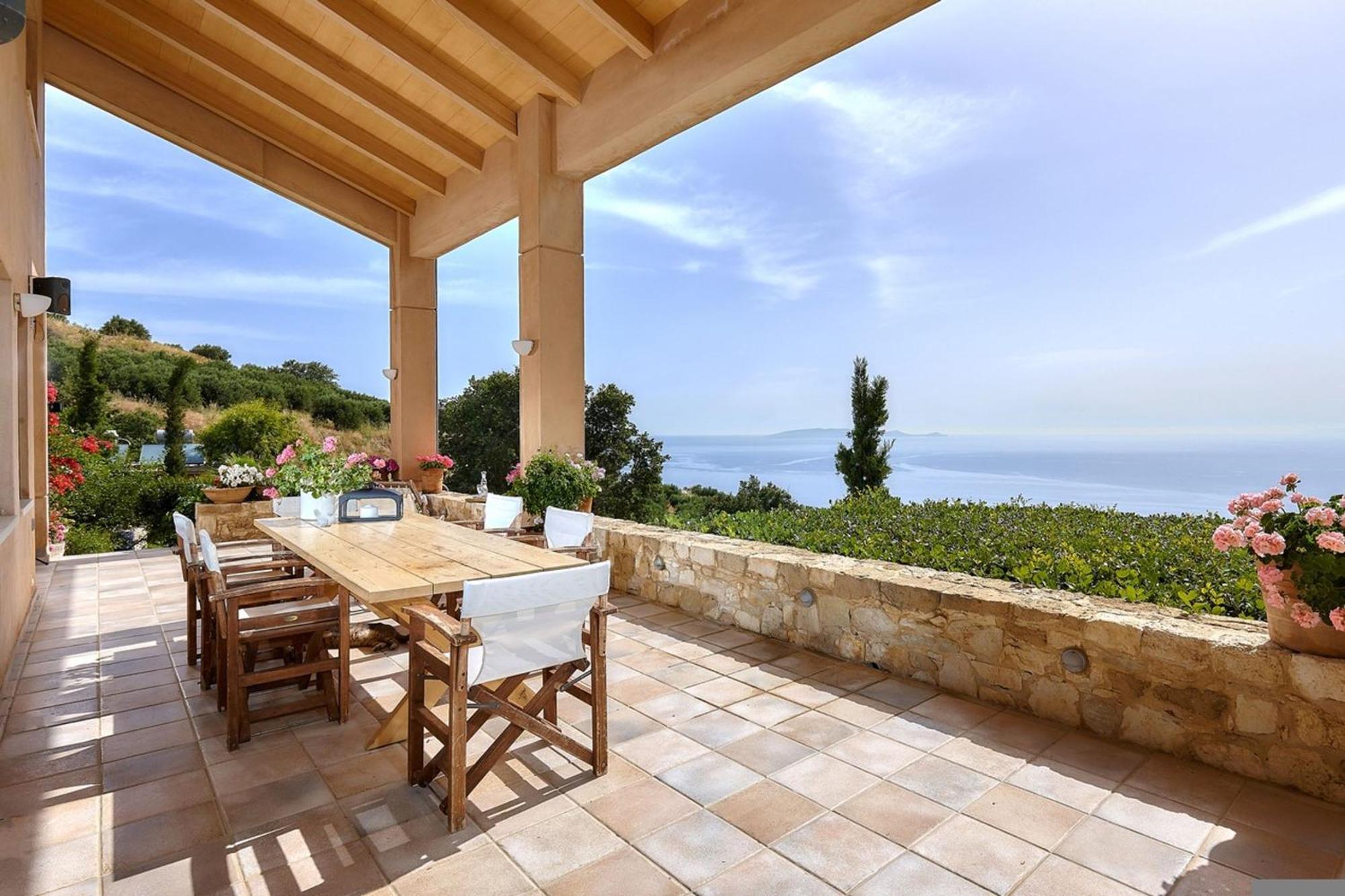 Villa Vollard With Amazing View Pool Iraklion Buitenkant foto