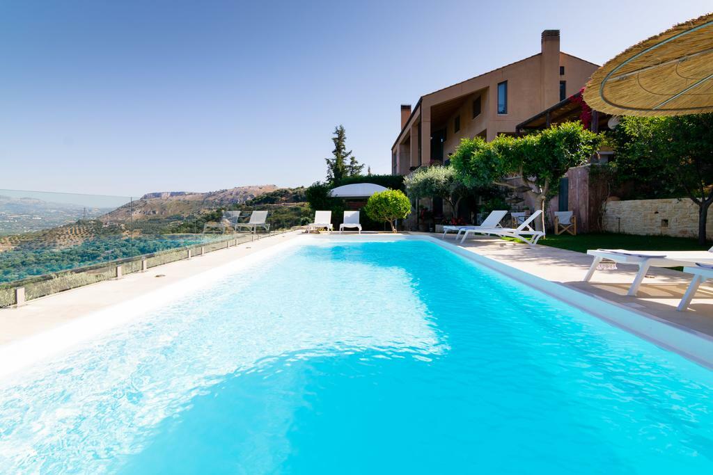 Villa Vollard With Amazing View Pool Iraklion Buitenkant foto